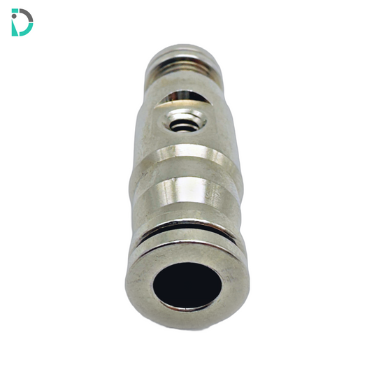 Tapped Straight Union Push-In Fitting - 1/4" with 10-24 Tapped Thread for misting systems