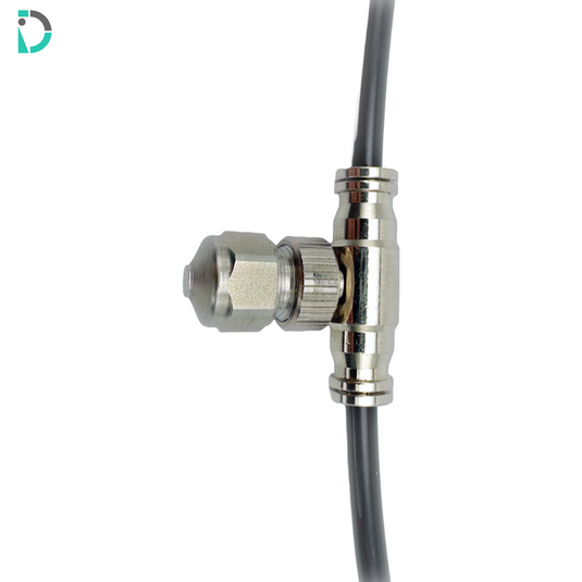 Tapped Straight Union Push-In Fitting - 1/4" with 10-24 Tapped Thread for misting systems