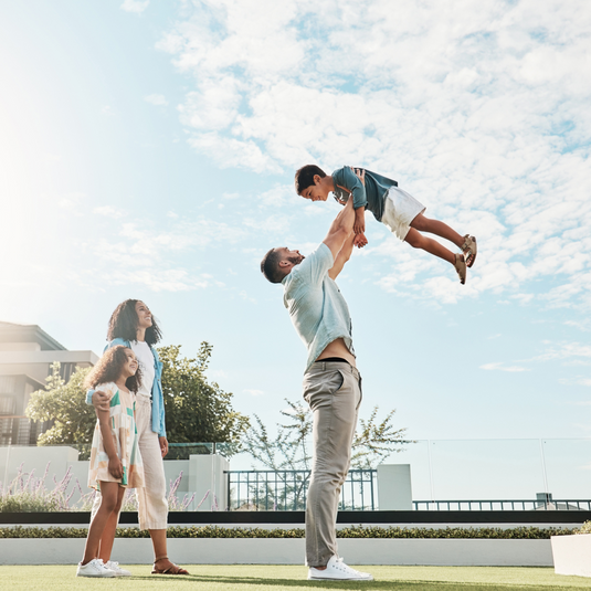 5 Benefits of Hanging Out in the Backyard